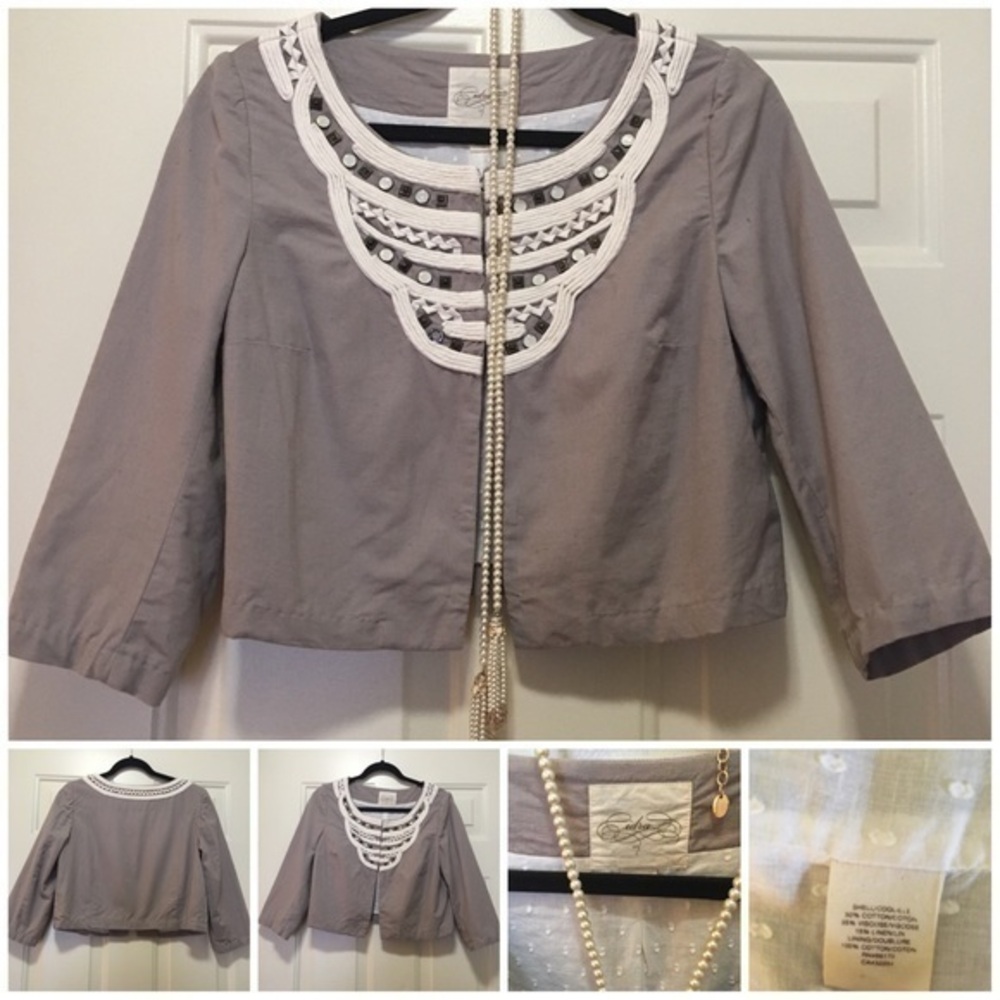 4x20$ Cidra, Crop Linen jacket.
